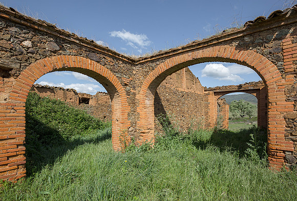 Abandoned farm, Cortijo abandonado, Exstremadura, España 2019