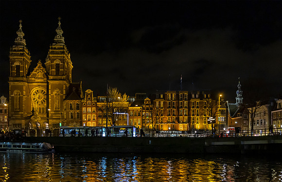 Amsterdam, Prins Hendrikkade & St Nicolas Church 2014