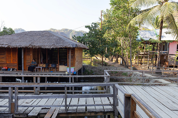 Onze lodge in Makassar, waar we zeer fortuinlijk, na de aardbeving zijn ondergebracht en konden vogelen, voorafgaand aan doorreis, 3 september 2018, _MG_7603