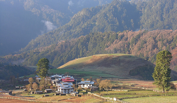 Bhutan, Sengor village 2005