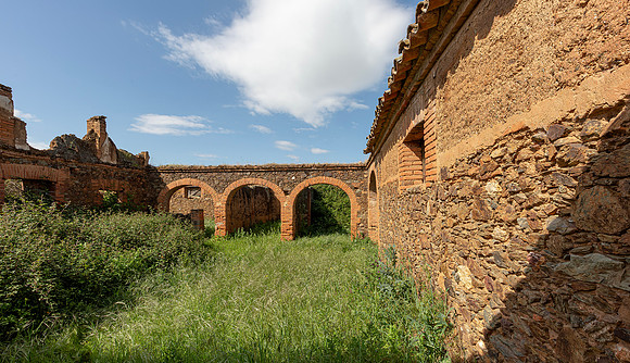 Abandoned farm, Cortijo abandonado, Exstremadura, España 2019