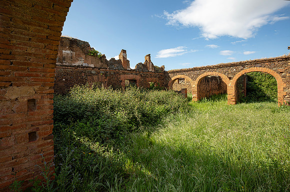 Abandoned farm, Cortijo abandonado, Exstremadura, España 2019