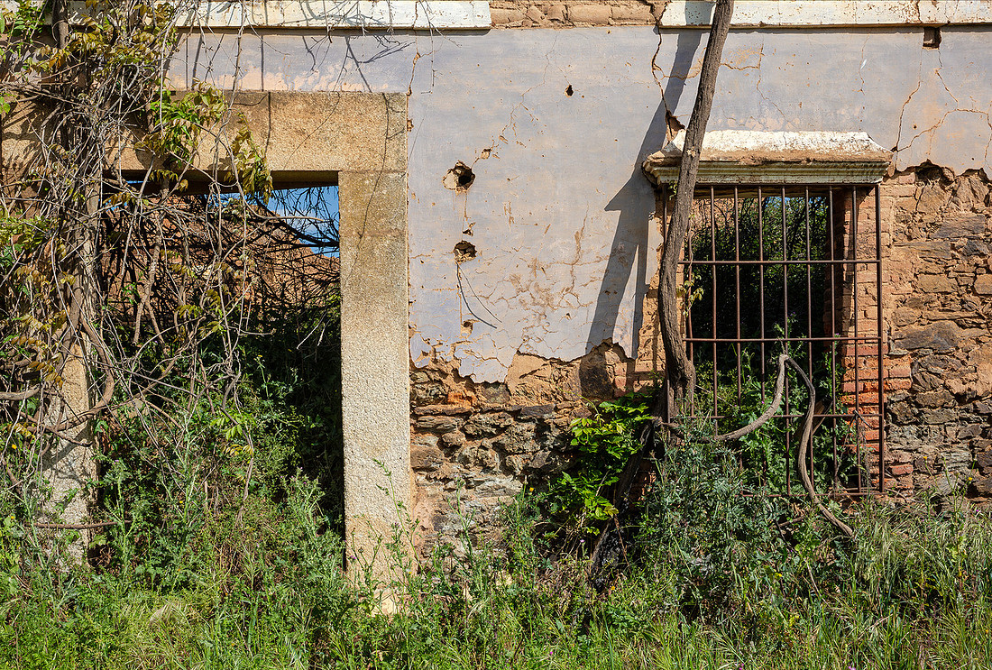 Abandoned farm, Cortijo abandonado, Exstremadura, España 2019