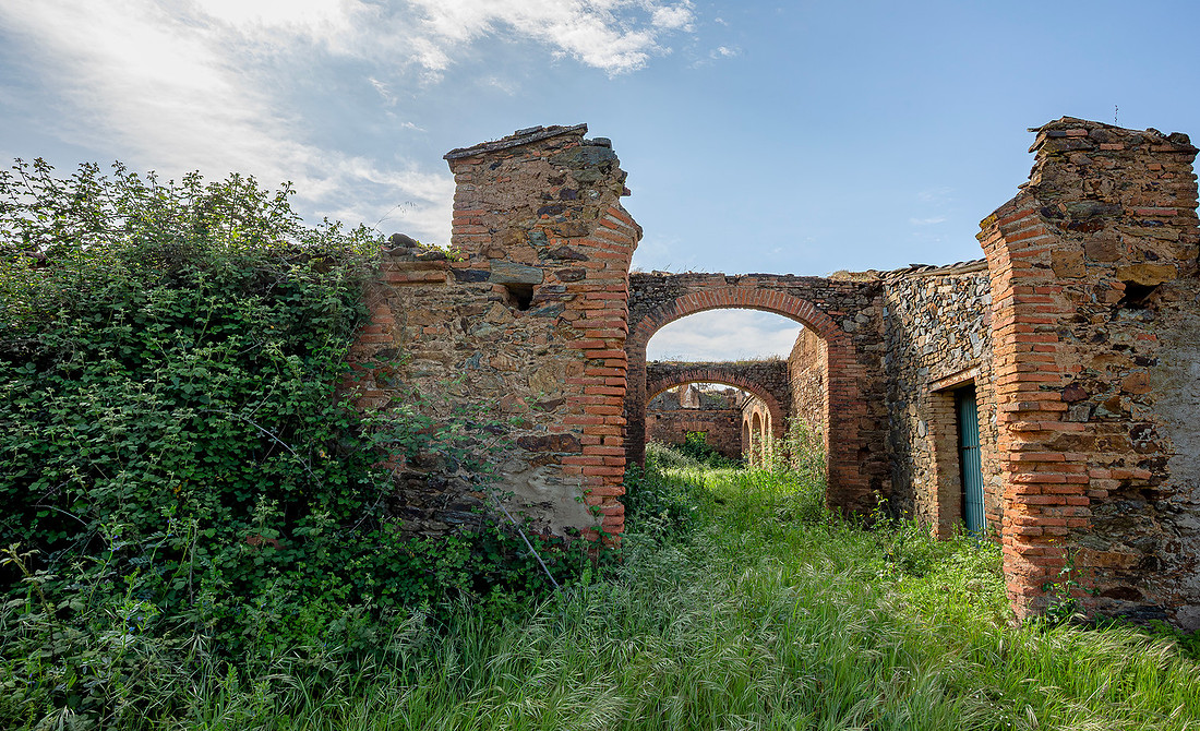 Abandoned farm, Cortijo abandonado, Exstremadura, España 2019