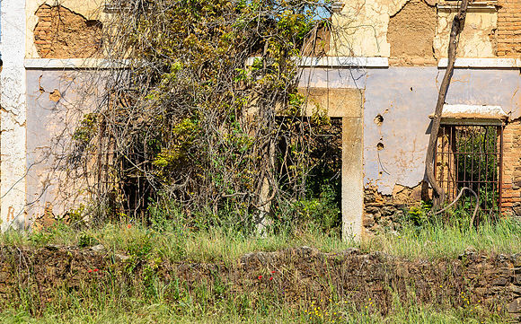 Abandoned farm, Cortijo abandonado, Exstremadura, España 2019