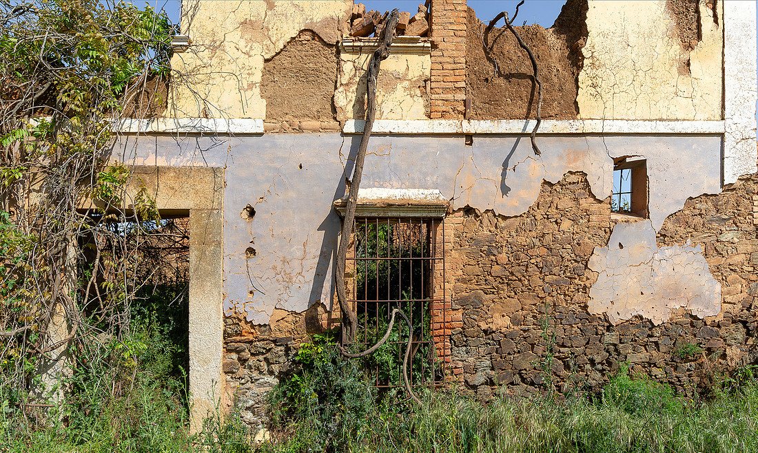 Abandoned farm, Cortijo abandonado, Exstremadura, España 2019
