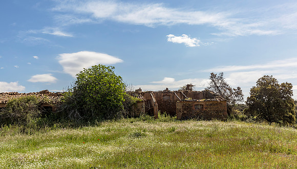 Abandoned farm, Cortijo abandonado, Exstremadura, España 2019